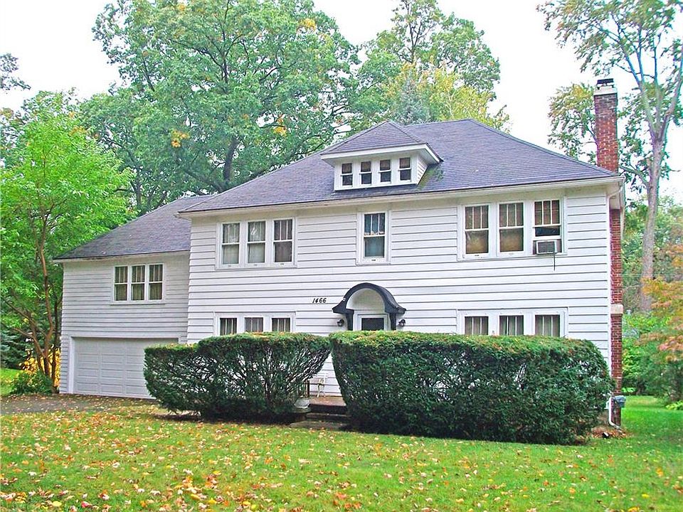 1st image of 1466 Oakwood Ave