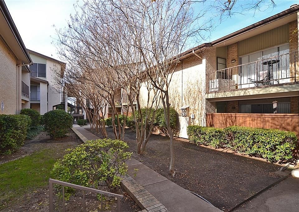 2nd image of 12830 Midway Rd APT 2121