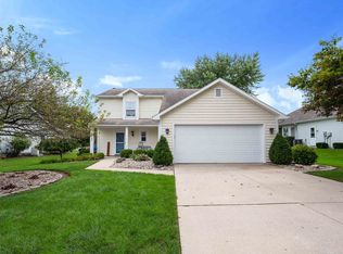 5222 Stonecreek Trl, Fort Wayne, IN 46825