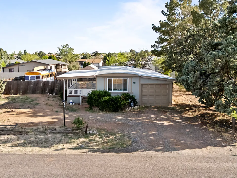 9215 E Manley Dr