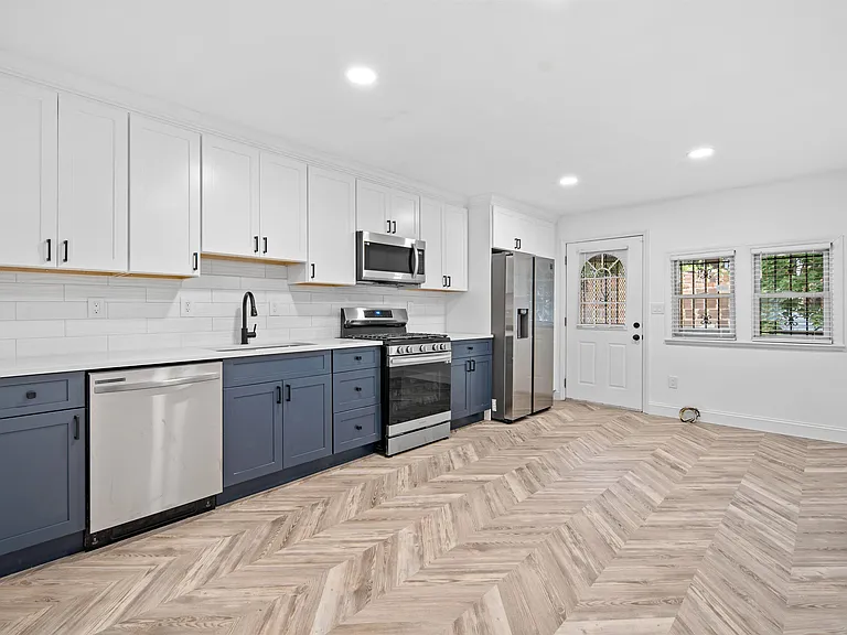 108 Stegman St — Photo 2