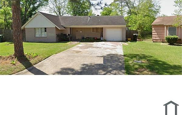 1st image of 10906 Panay Dr