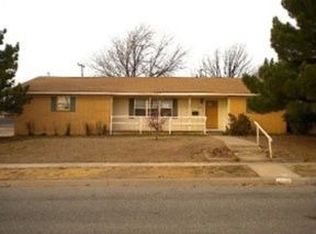2201 Dogwood Ln, Pampa, TX 79065