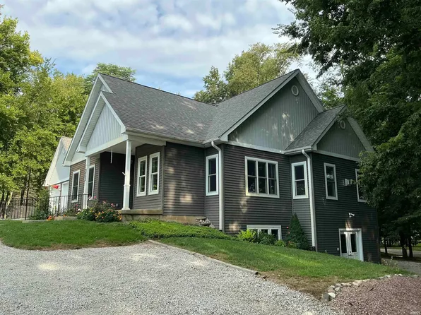 408 E Pink Magnolia Dr, Warsaw, IN 46580