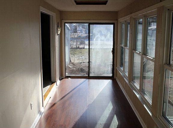 5th image of 210 N Argold St