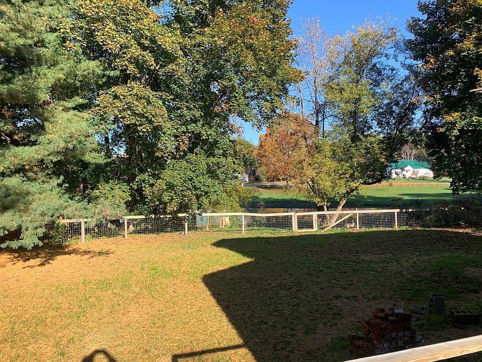 131 Pine St, Tribes Hill, NY 12177 Zillow