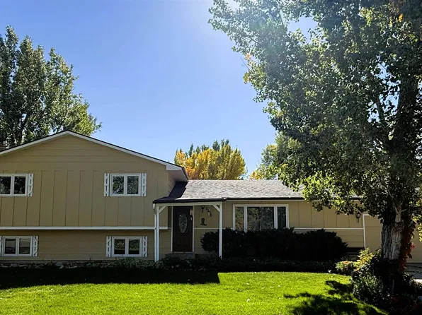 1700 Crest Way, Worland, WY 82401