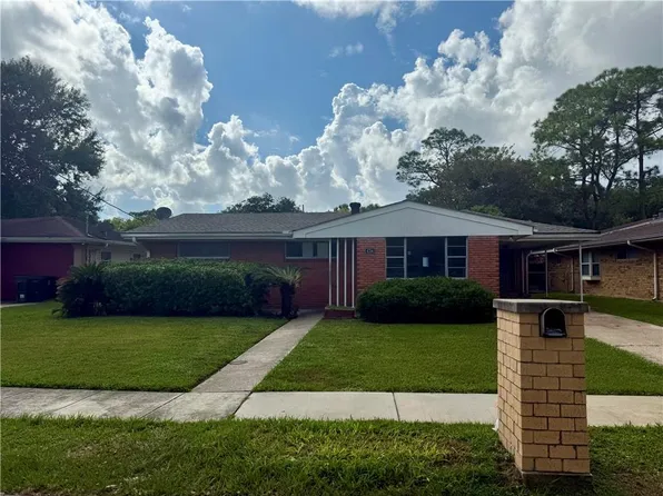 4734 Galahad Dr, New Orleans, LA 70127