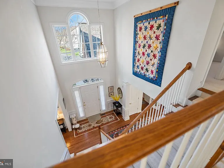 304 Arthur Ct — Photo 21