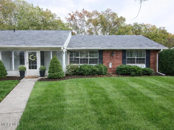 463D Portsmouth Drive #1004, Lakewood, NJ 08701