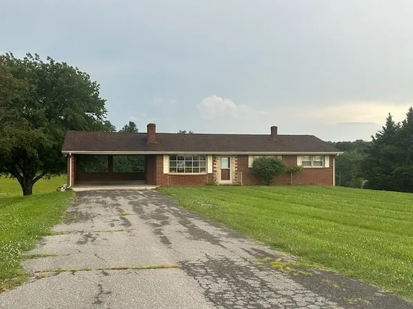 274 Kent Rd, Wirtz, VA 24184