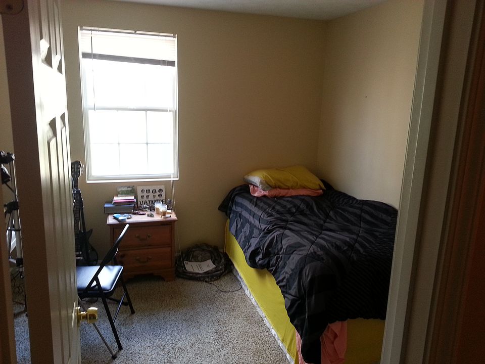 1st image of 619 E Burnett Ave