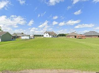 104 Sapphire Dr, Lafayette, LA 70506