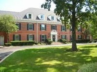 7323 Heritage Ct APT 1E, Frankfort, IL