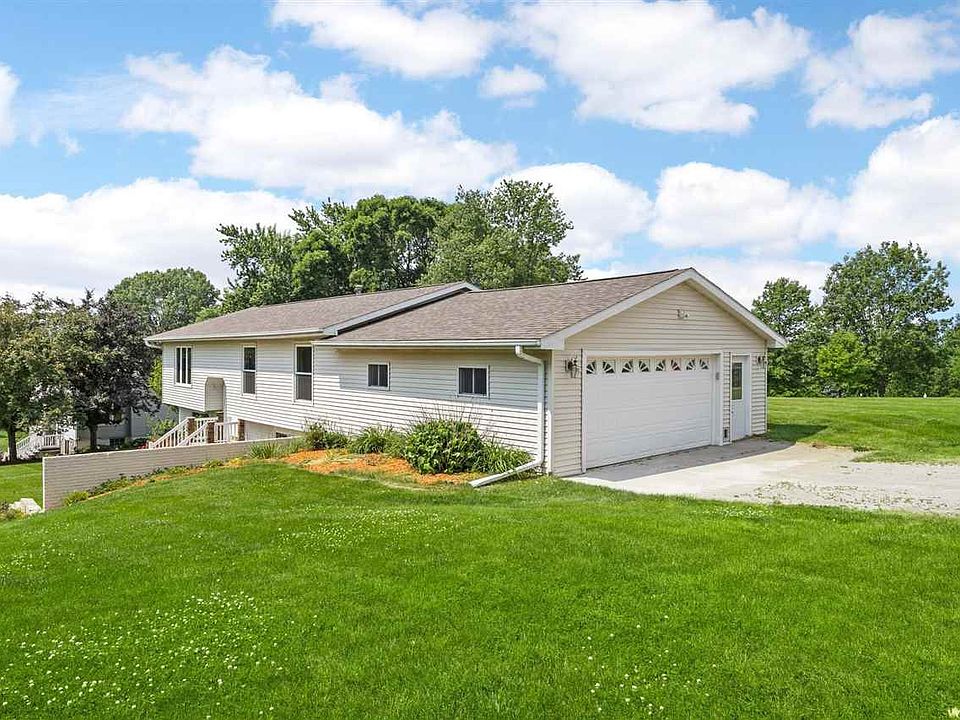 1623 Polk Ave NE, Solon, IA 52333 | Zillow