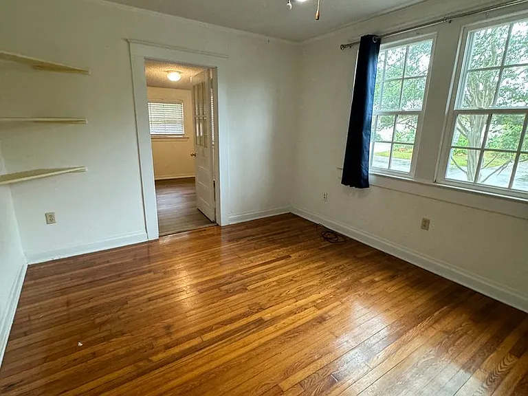 3712 Hyacinth Ave — Photo 5