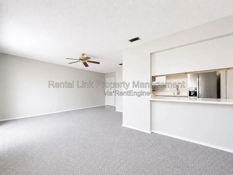 2709 Hidden Lake Blvd #C — Photo 3