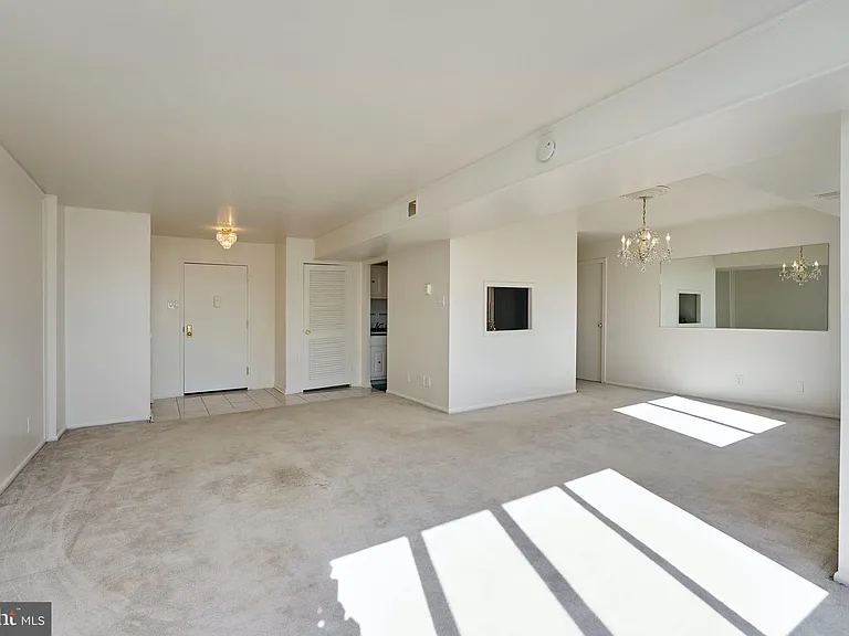 5340 Holmes Run Pkwy #601 — Photo 5