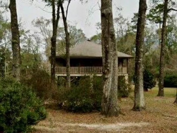 42647 10th Ave, Franklinton, LA 70438