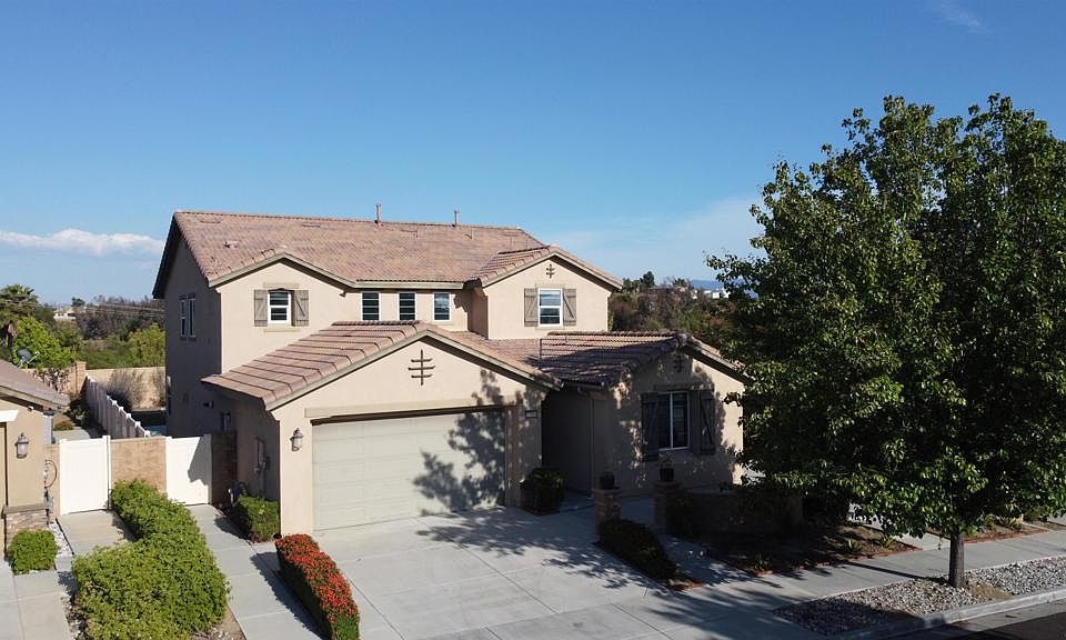 1st image of 37604 River Oats Ln