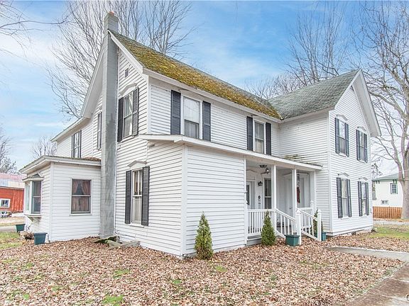 4th image of 215 William St
