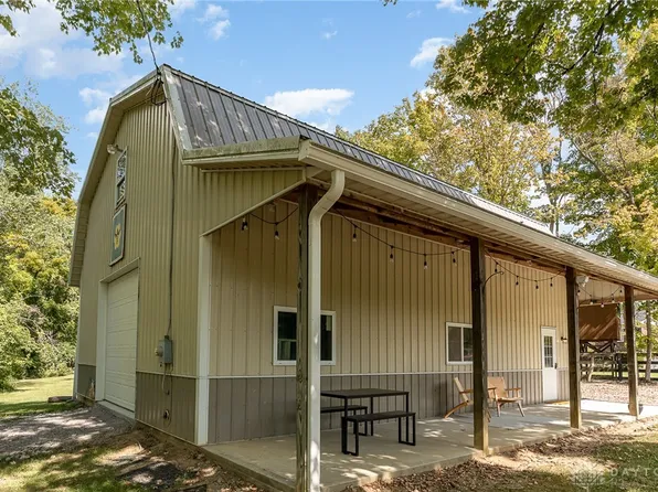 2272 Baas Rd, Batavia, OH 45103