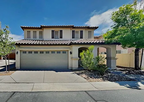 9184 Giardino Villa St Photo 1