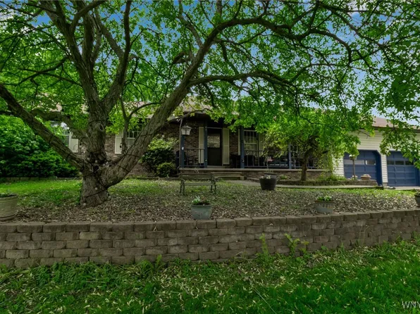 3707 Eagle Harbor Rd, Albion, NY 14411