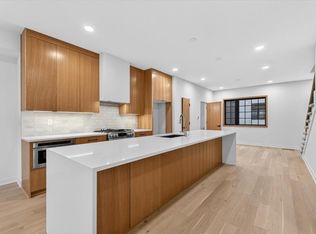 521 E 19th St, Kansas City, MO 64108
