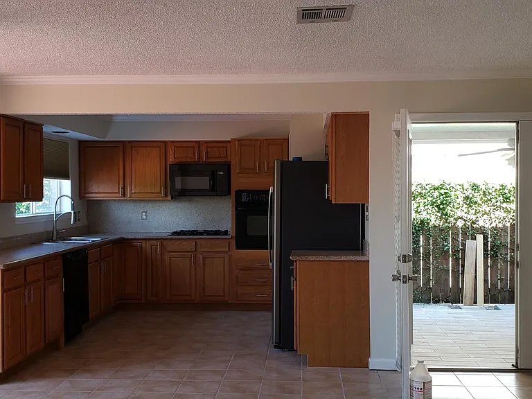 2300 Danny Park — Photo 6
