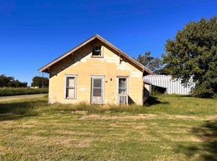 405 S 4th St, Jet, OK 73749