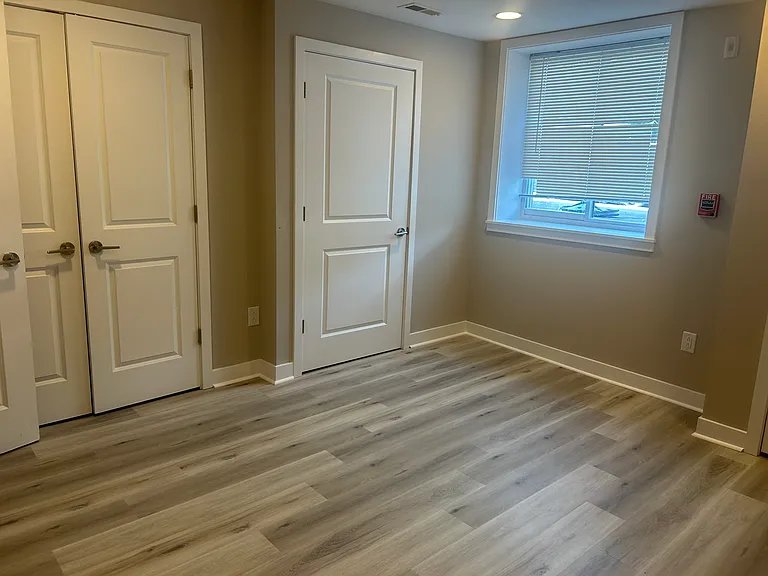 1914 W Girard Ave #1 — Photo 5