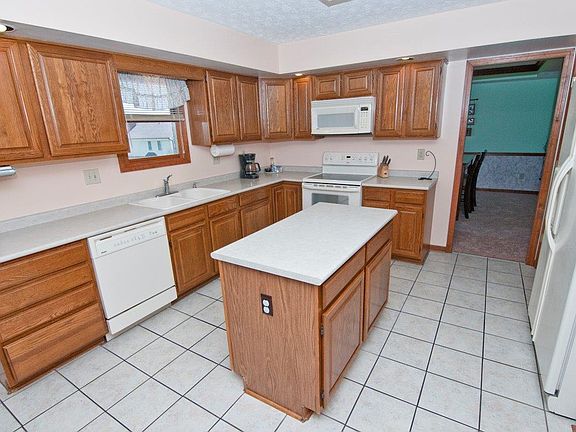 5th image of 7246 Tarragon Ct