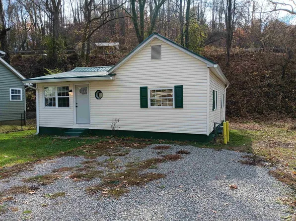 722 Marion Pike, Ironton, OH 45638