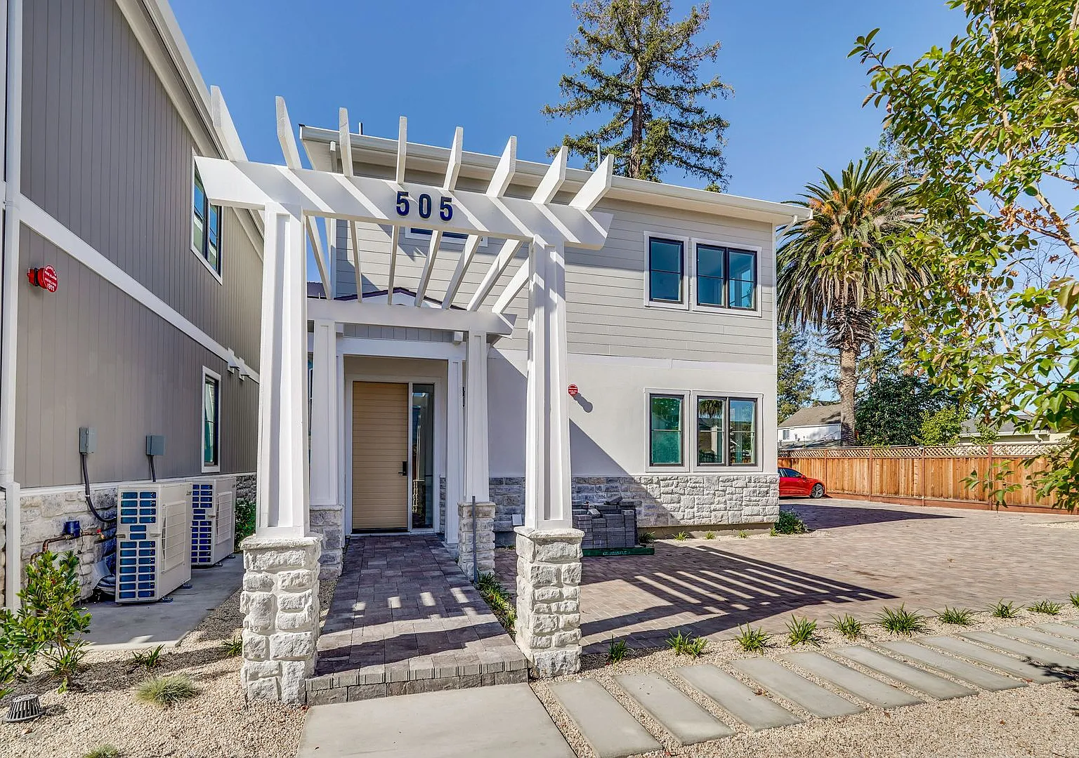 Newer Contemporary 2 Bed, 1.5 Bath ADU in the Heart of Redwood City — Photo 1