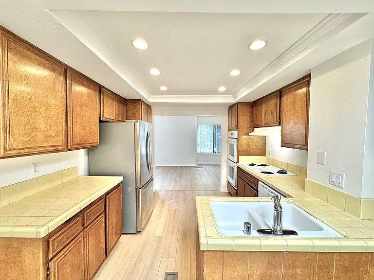 6664 Reservoir Ln — Photo 14