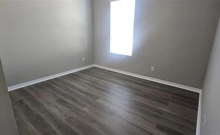 7564 Bishop Square Dr — Photo 6