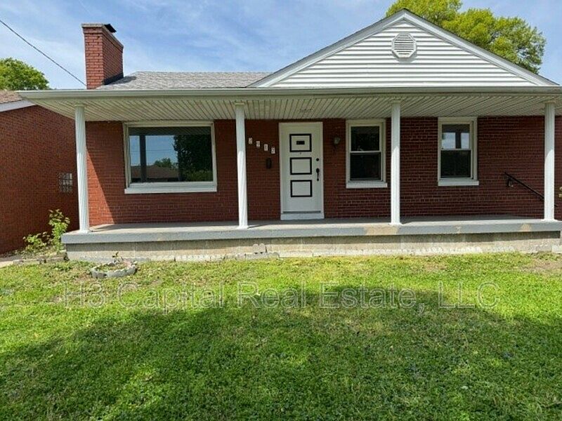 1st image of 2917 Grand Ave