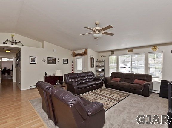 Spacious great room
