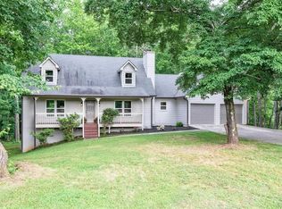 59 Spring Lake Dr, Dallas, GA 30132