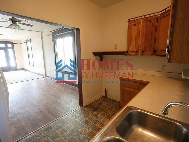 716 Bell Ave — Photo 6