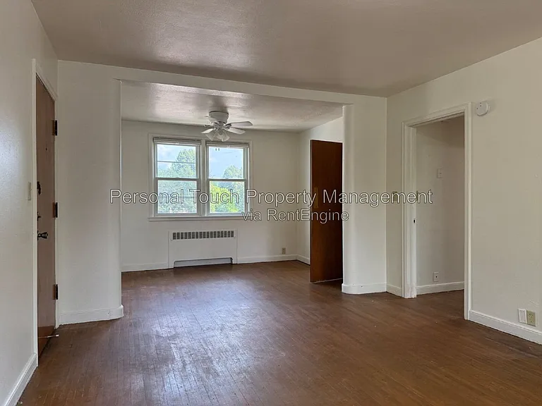 517 12th Ave N #6 — Photo 4