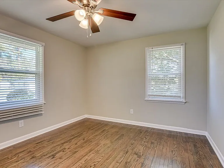 1202 Oakdale Rd — Photo 21