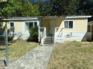 326 NE Kirby Ave, Roseburg, OR 97470