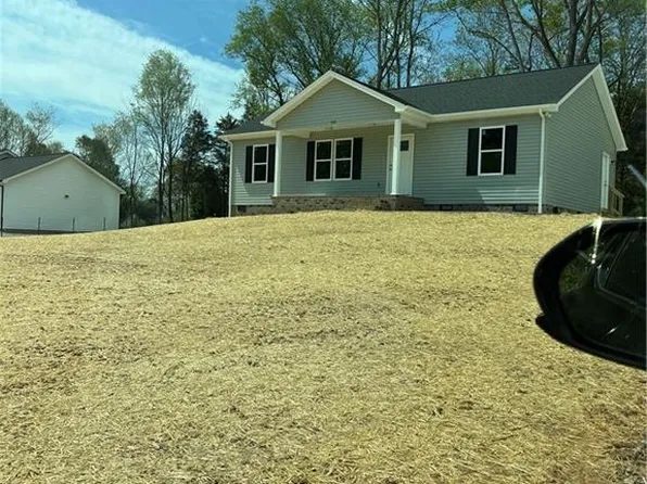 99 Wilson Ln, Taylorsville, NC 28681