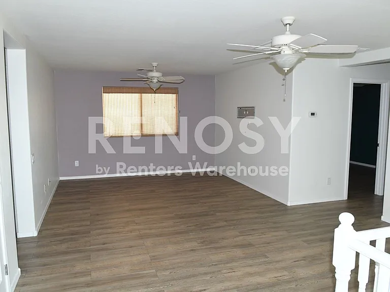 10827 W Cottontail Ln — Photo 12