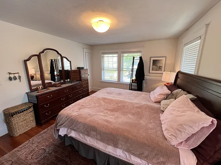 68 Winsor Ave — Photo 31