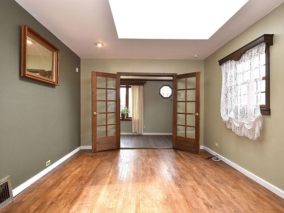 3rd image of 3504 N Natchez Ave
