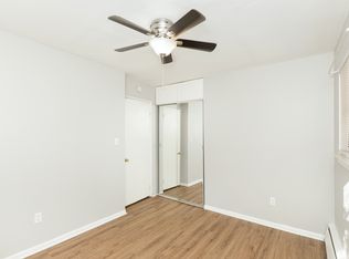 2817 W 13 Mile Rd, Royal Oak, MI 48073