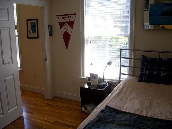 3rd image of 16-18 Ann St #23